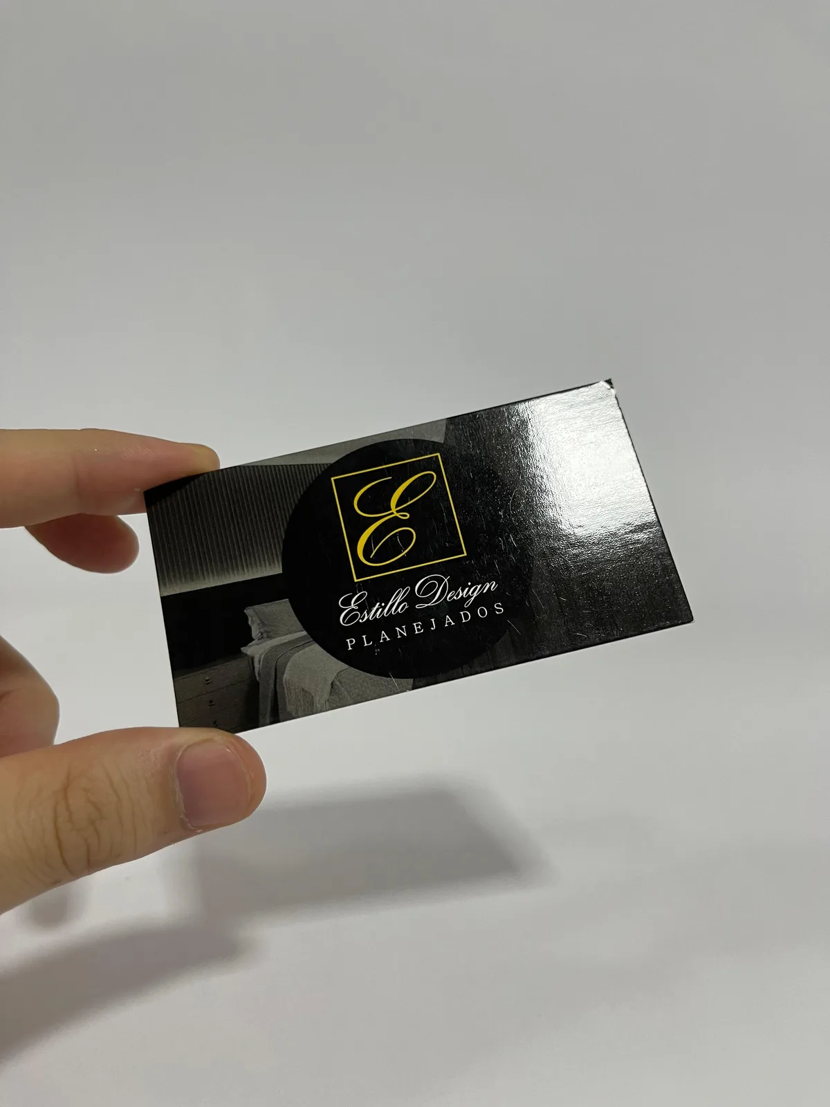 Cartão de visita com laminação brilhante, outro modelo